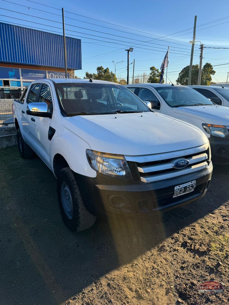 Ford Ranger DC 4X2 XL 2.5L N usado en Comodoro Rivadavia