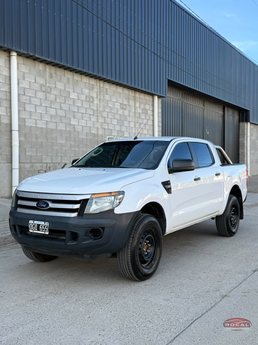 Ford Ranger DC 4X2 XL 2.5L N usado en Comodoro Rivadavia