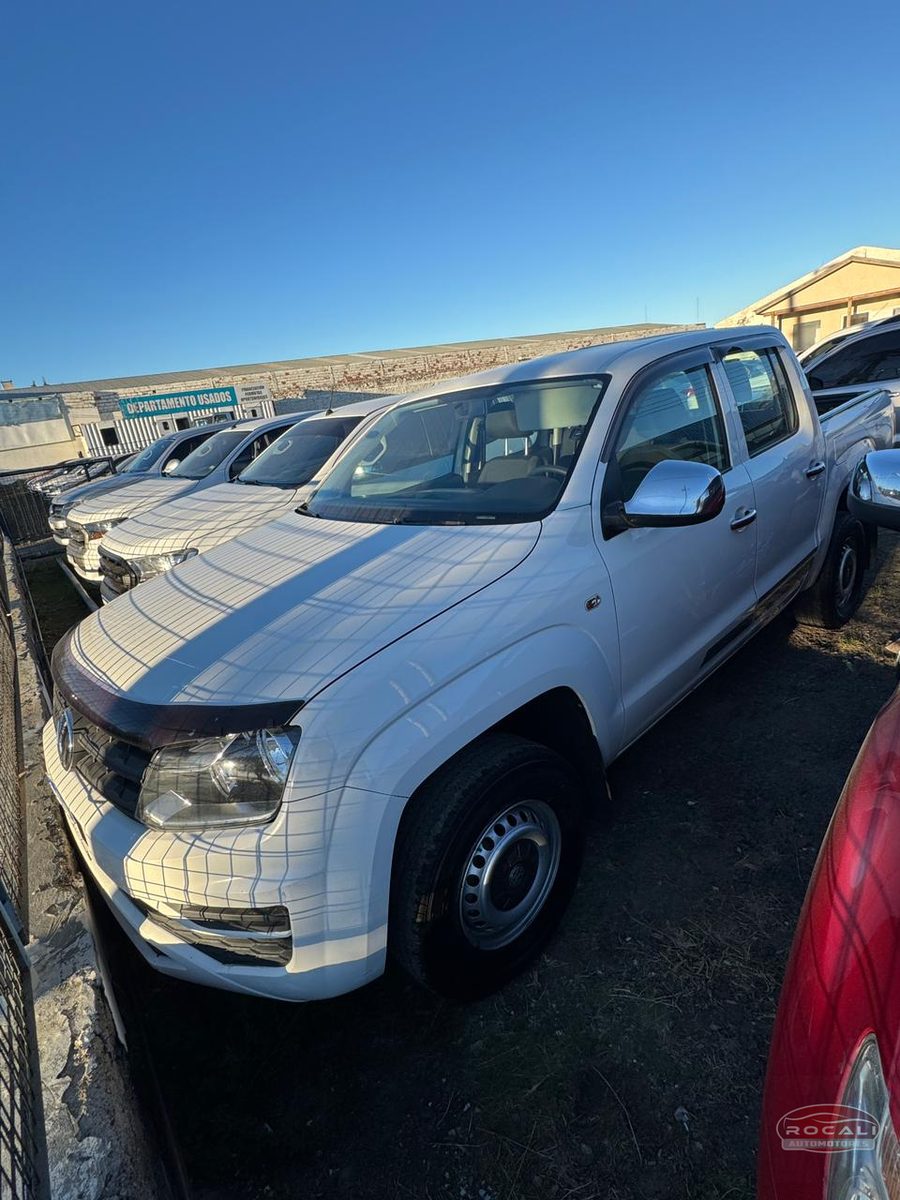 Volkswagen Amarok DC 2.0L TDI 140 CV Star usado en Comodoro Rivadavia
