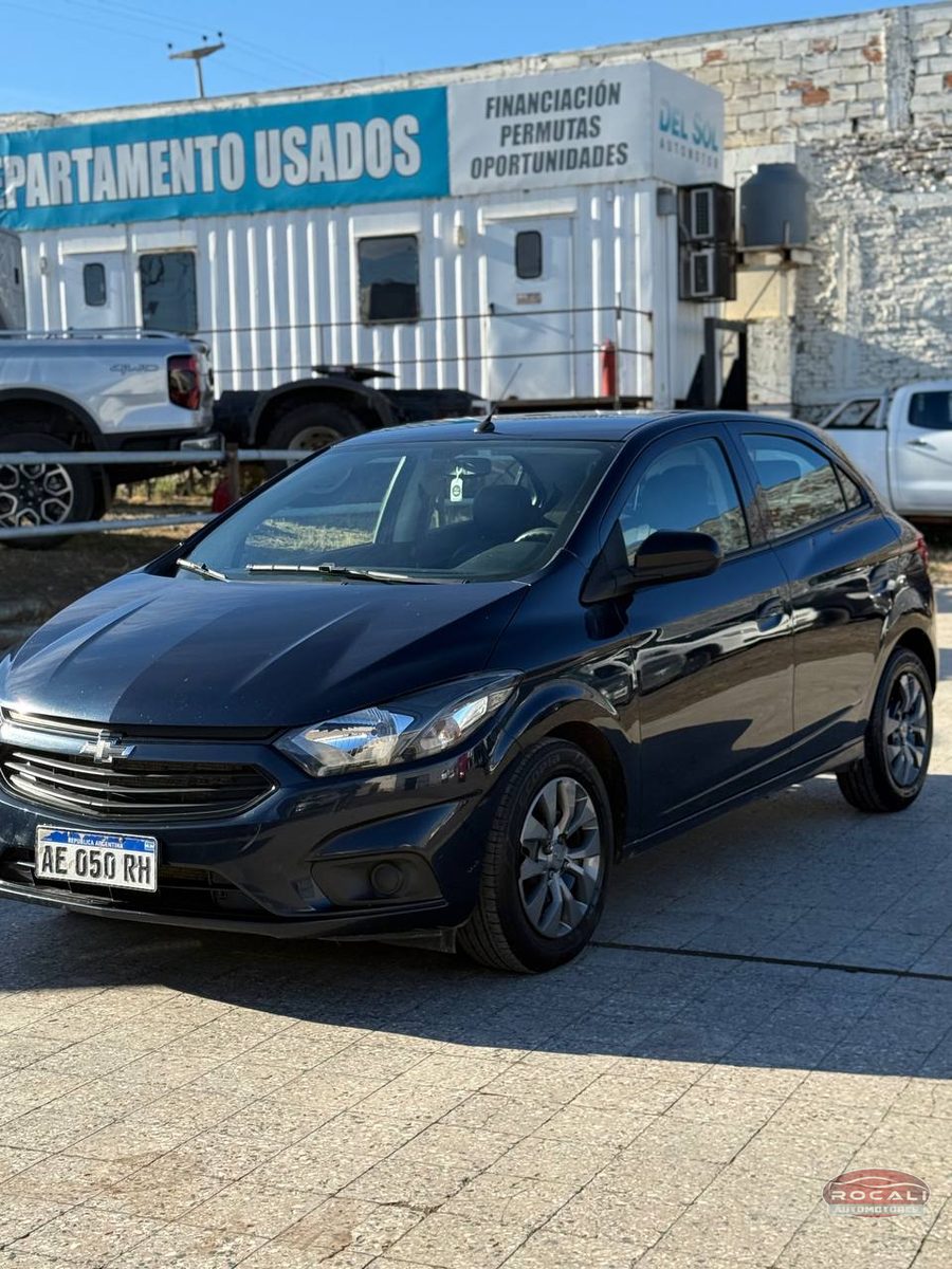 Chevrolet ONIX JOY BLACK 1.4 MT usado en Comodoro Rivadavia