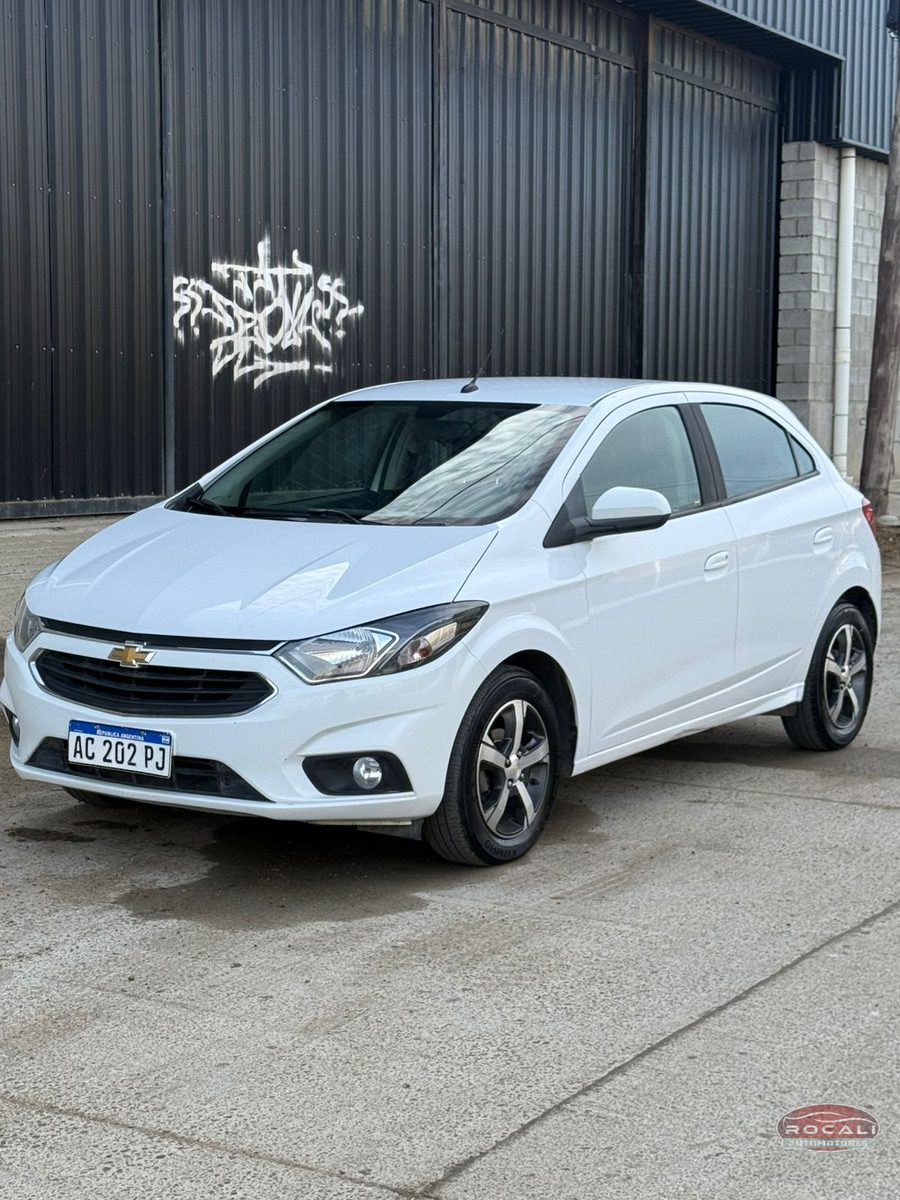 Chevrolet ONIX usado en Comodoro Rivadavia