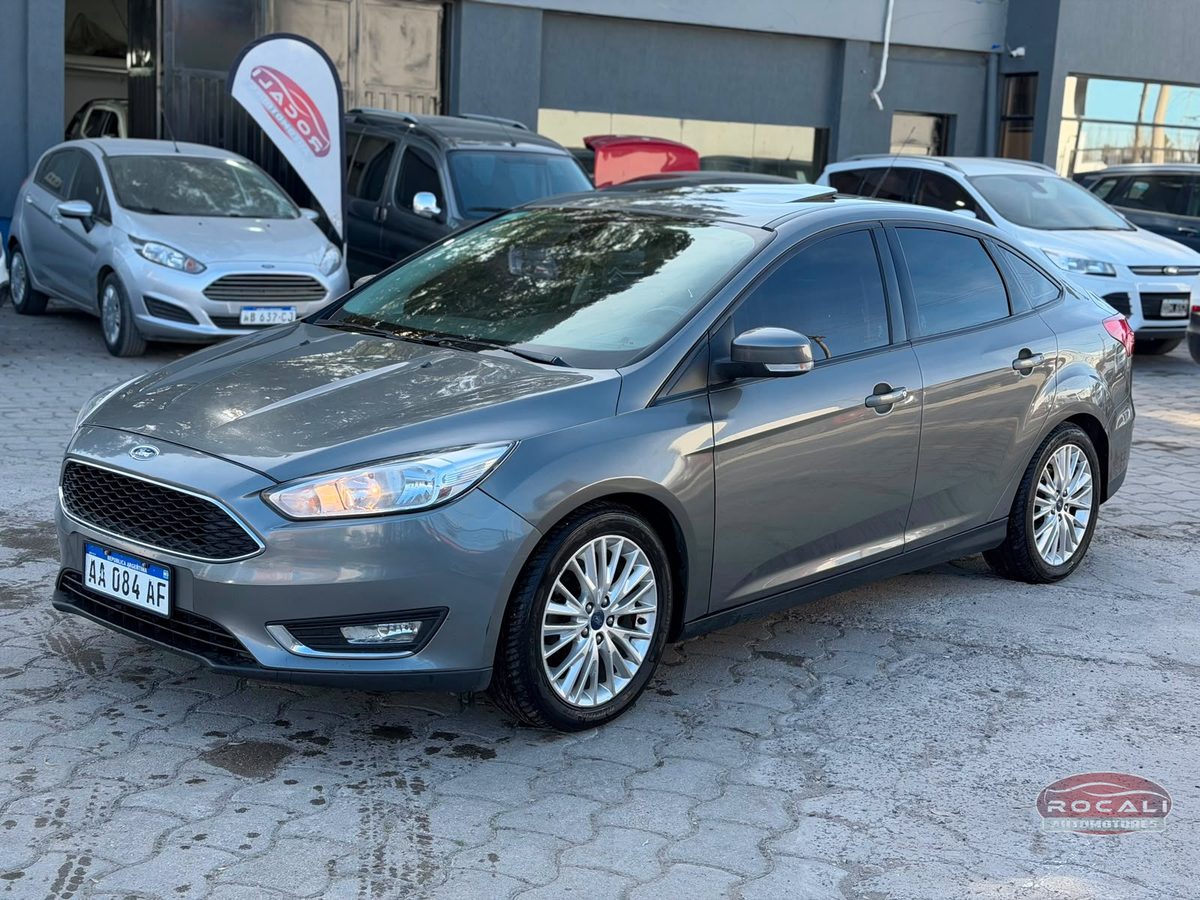 Ford FOCUS usado en Comodoro Rivadavia