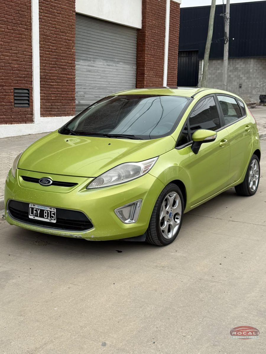 Ford Fiesta 1.6L Titanium usado en Comodoro Rivadavia