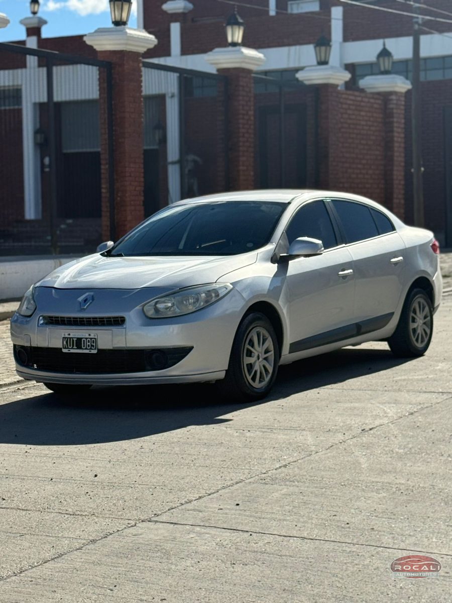 Renault Fluence 1.6 16V Confort usado en Comodoro Rivadavia